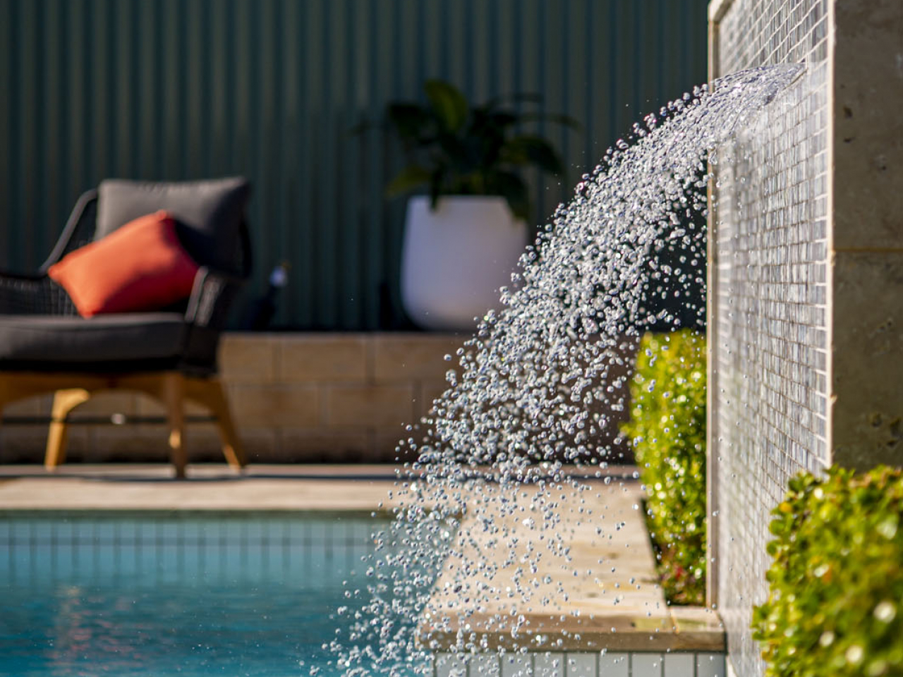 Raft Pool Gallery - Raft Pool And Spa : Adelaide Pool Builders